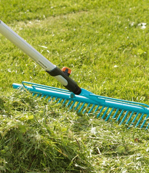 GARDENA® Combisystem Gazonhark 60cm 4 GARDENA® Combisystem Gazonhark 60cm - Afbeelding 2